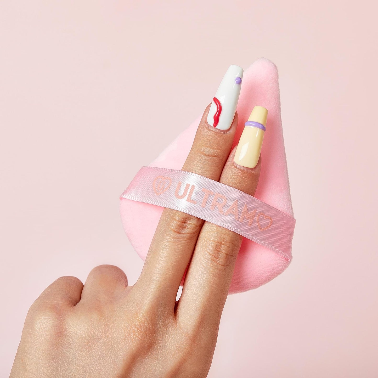 Esponja para maquillaje en forma de triangulo