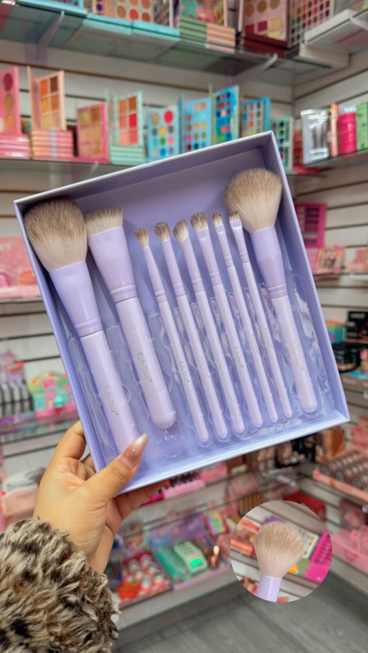 MAYOREO Set de 9 Brochas RUBY FACE